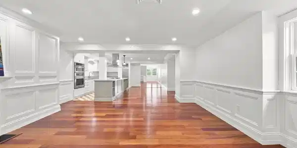 Image 4 Image 4