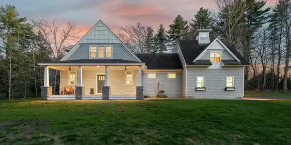 32 Niblick Lane
