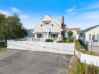 539 Ocean Boulevard