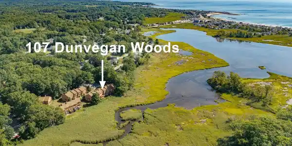 107 Dunvegan Woods Drive