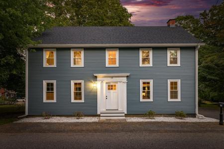 15 Railroad Avenue