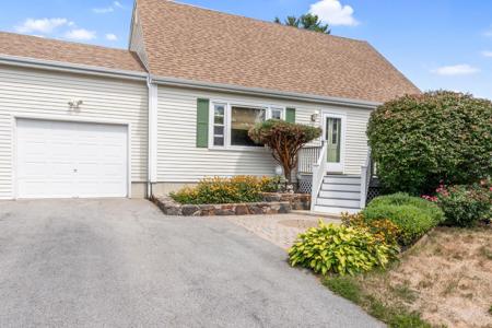 22 Maple Ridge Road