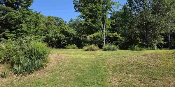 Image 3: Great back yard space! .83 acre lot! Image 3: Great back yard space! .83 acre lot!