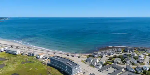 535 Ocean Boulevard