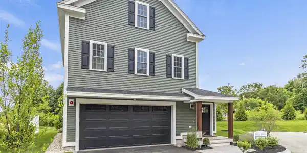 35 Eden Lane