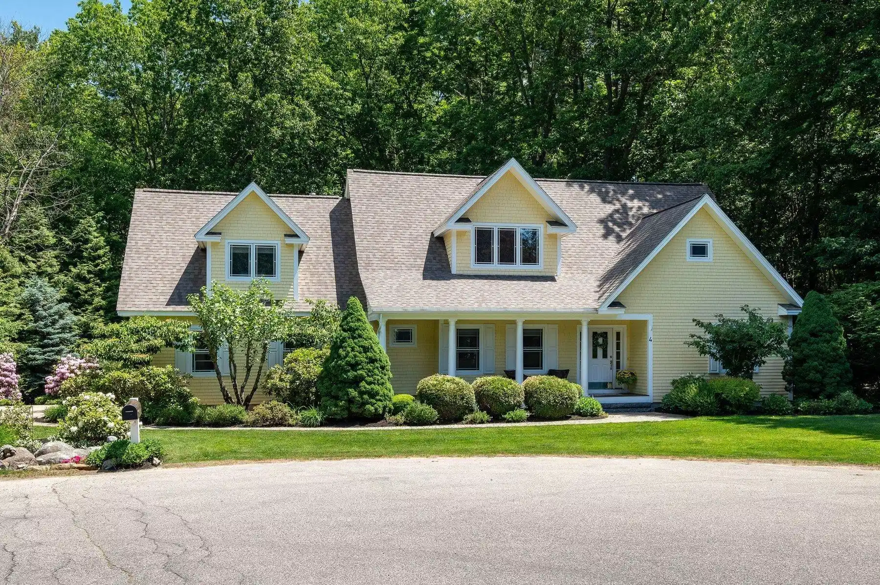 Image 1: Incredible Hampton Opportunity!! Image 1: Incredible Hampton Opportunity!!
