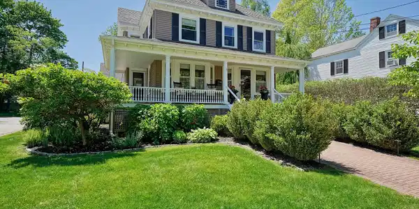 118 Richards Avenue