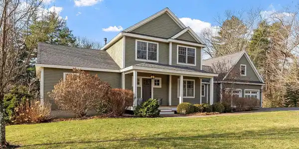 15 Scanlon Way