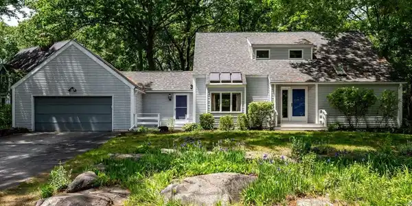 5 Fairchild Drive