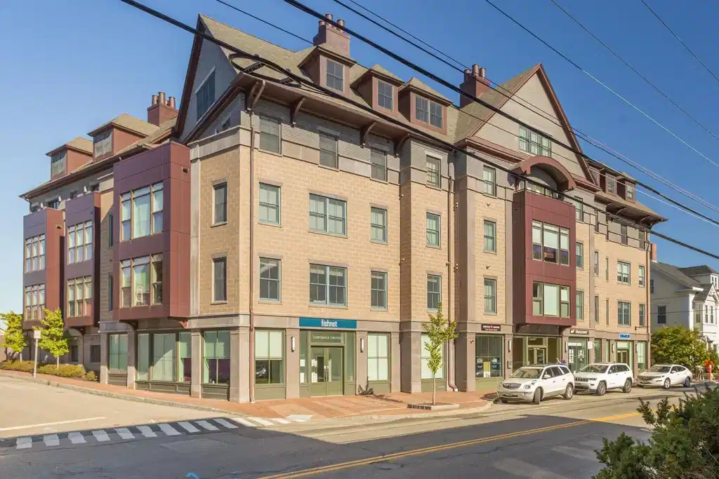 Image 1: 51 Islington St. #201 Image 1: 51 Islington St. #201