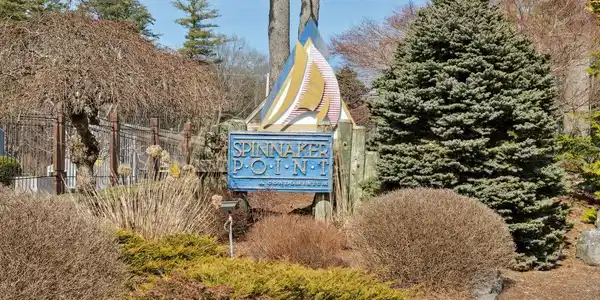 29 Spinnaker Way
