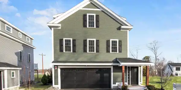 35 Eden Lane