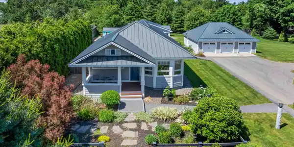384 Winnacunnet Road