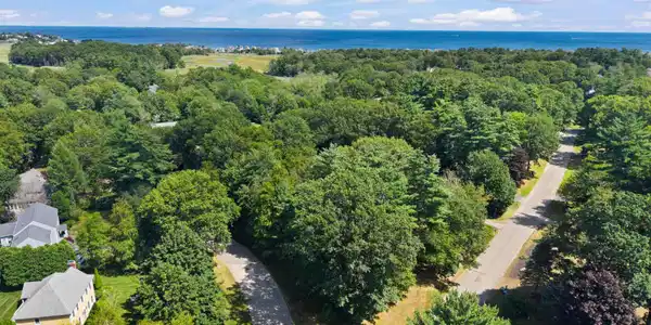 11 Great Gate Drive