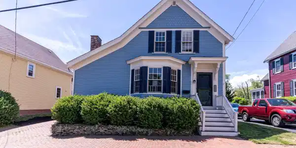112 New Castle Avenue