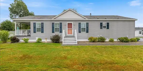 214 Mackerel Avenue