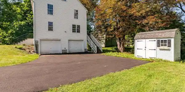 Image 3: 2 car garage and shed! Image 3: 2 car garage and shed!