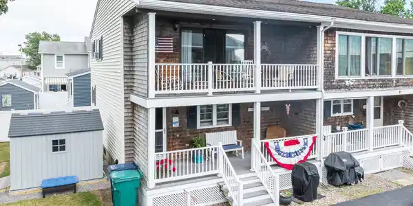 14 Fellows Avenue
