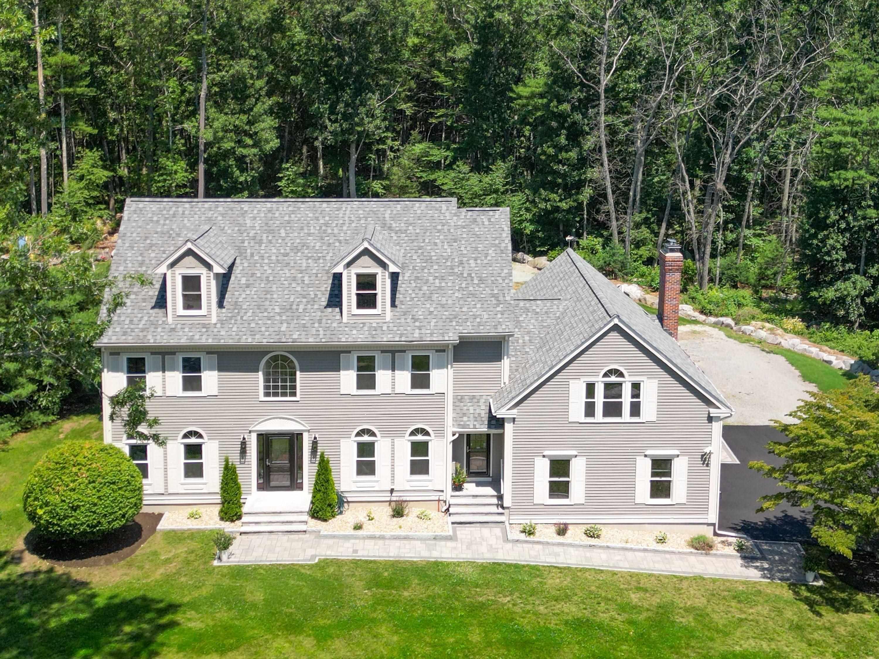 Image 2: An exceptional residence