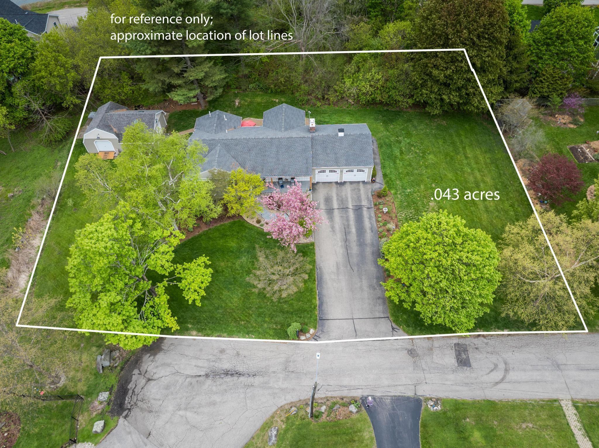 Image 3: Location plus curb appeal Image 3: Location plus curb appeal
