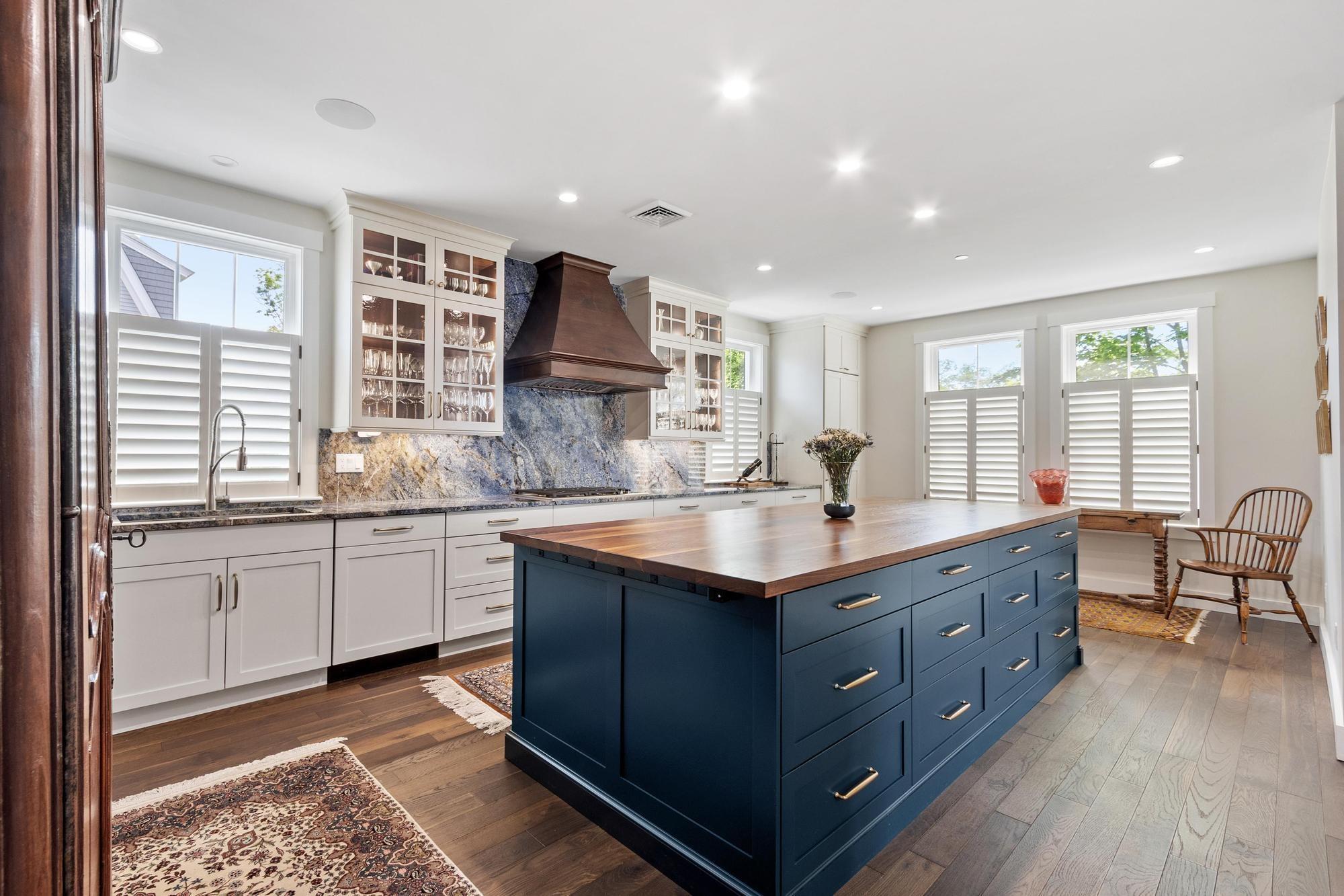 Image 3: Azul Bahia Granite Counters & Backsplash Image 3: Azul Bahia Granite Counters & Backsplash