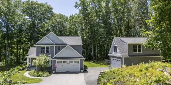 26 Boulder Drive