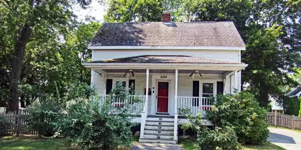 100 Stark Street