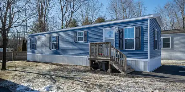 15 Seabreeze Drive