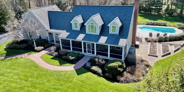 9 Evergreen Road