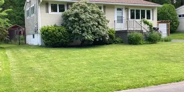 3 Cedarbrook Drive