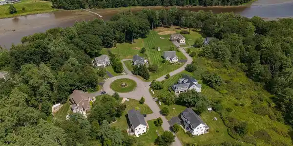 17 Schooner Drive
