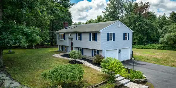 333 Bayside Road