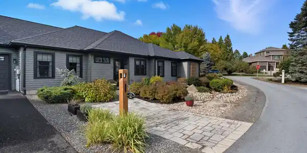 2 Osprey Lane