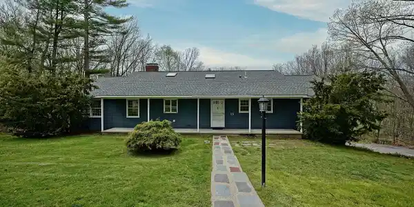 15 Juniper Road