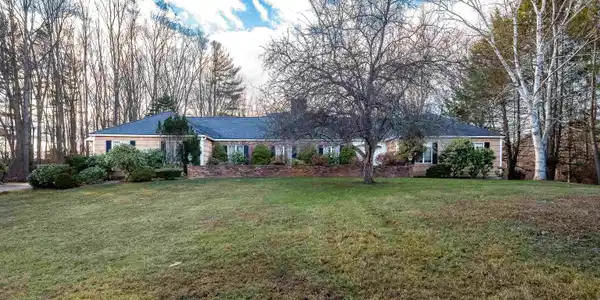 23 Riverview Road