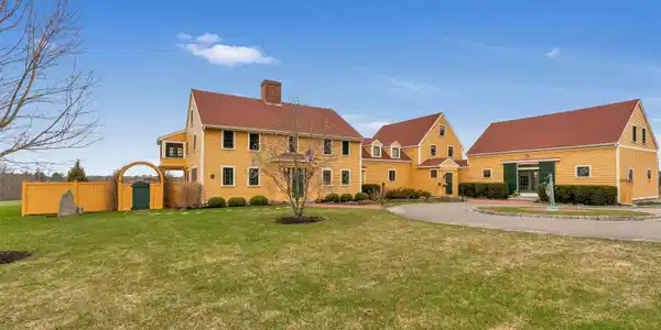 151 Dover Point Road