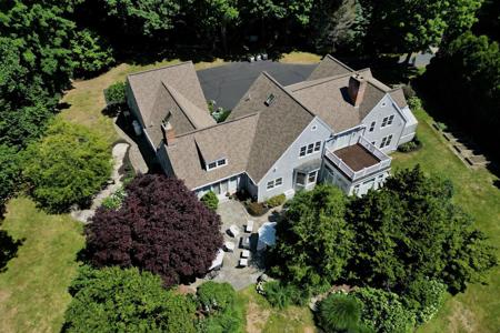 2 Libbey Lane