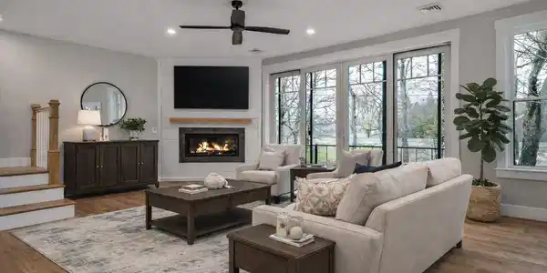 24 LITTLE BAY Drive