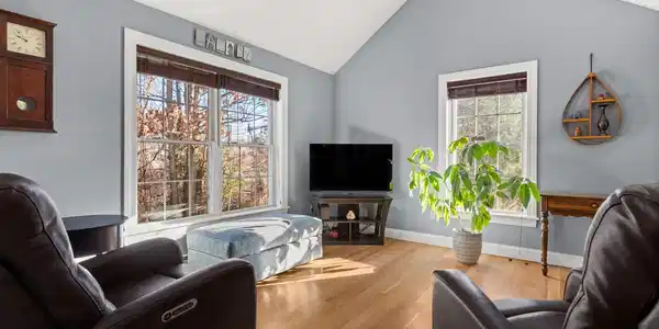 43 Morrison Lane