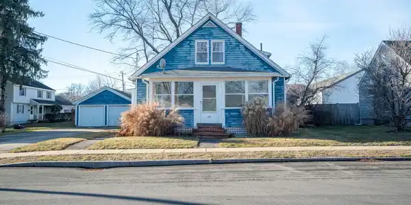 102 Grove Street