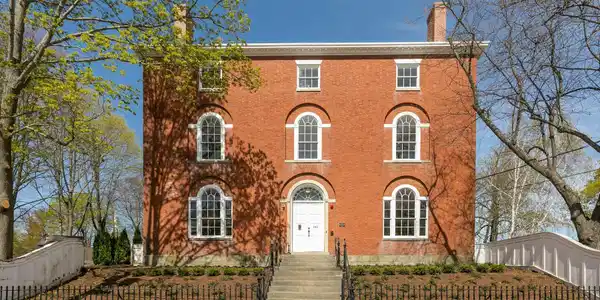 180 Middle Street