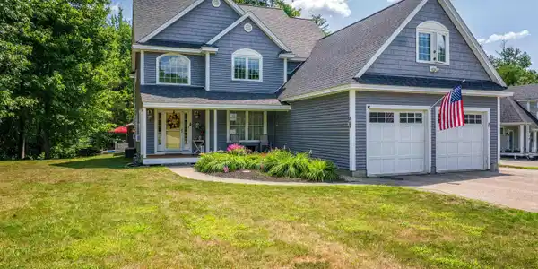 85 Boxwood Lane