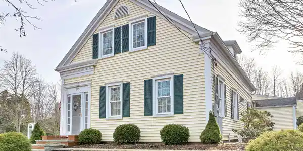 109 Court Street