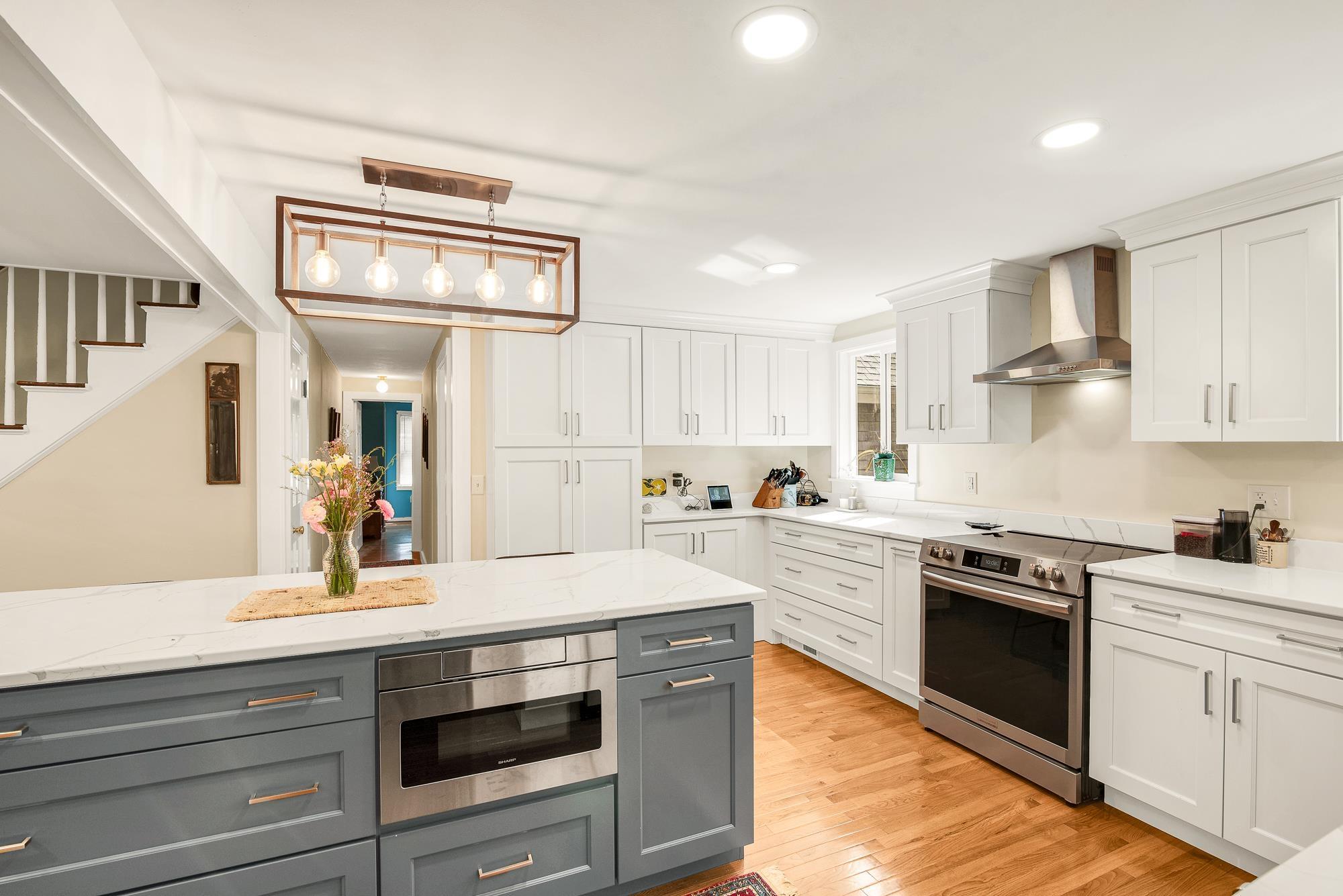 Image 0: This house has it all!!