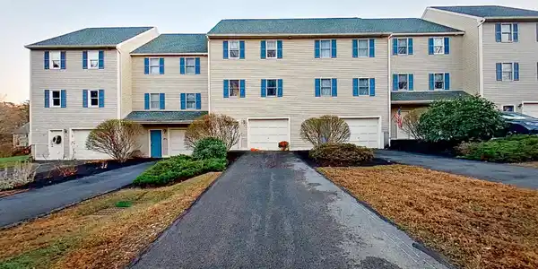 4 Fords Landing