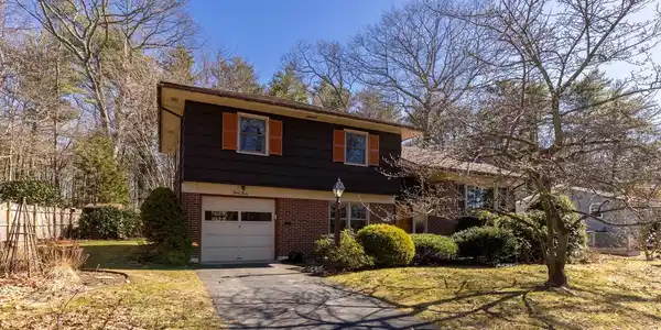 48 Harding Road