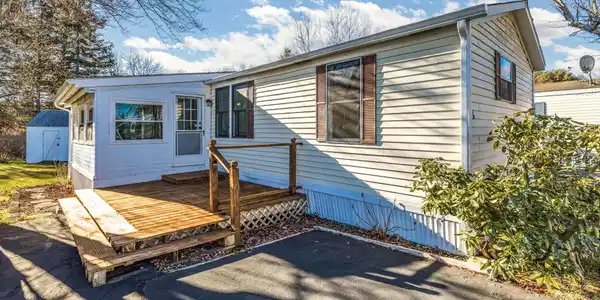 6 Beach Rose Lane