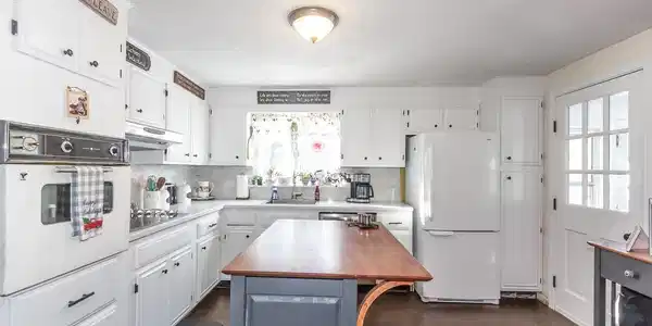 10 Lang Road