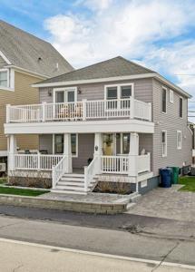 713 Ocean Boulevard