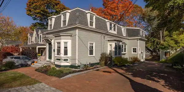 267 Broad Street